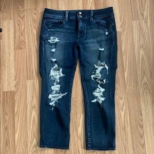 American Eagle Artist Crop distressed jeans